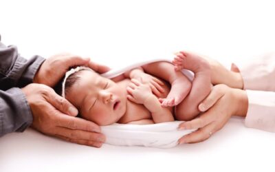 Why Newborn Photography Should Only be Done by Professional Photographers